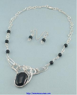 Onyx Necklace & Earrings Set